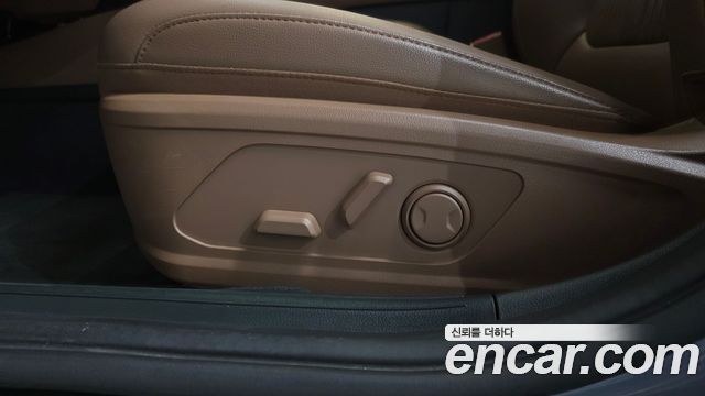 Hyundai Grandeur Hybrid (GN7) Premium 2023 — фото 31