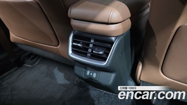 Hyundai Grandeur Hybrid (GN7) Premium 2023 — фото 32