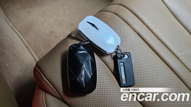 Genesis G80 (RG3) Gasoline 2.5 Turbo 2WD 2025 — фото 15