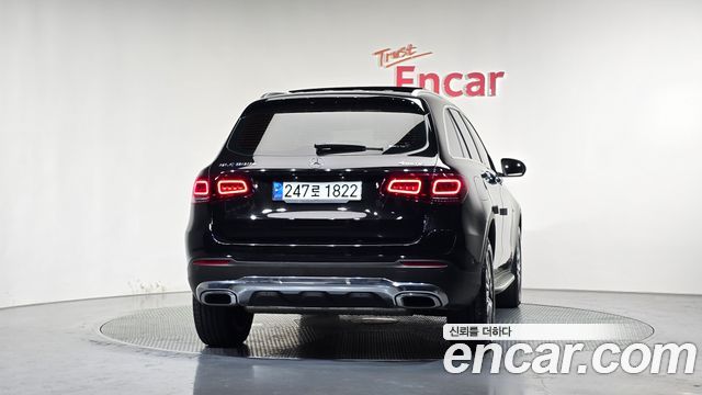 Mercedes-Benz GLC-Class (X253) GLC300e 4MATIC 2021 — фото 4