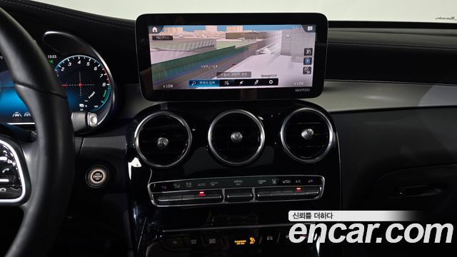 Mercedes-Benz GLC-Class (X253) GLC300e 4MATIC 2021 — фото 12
