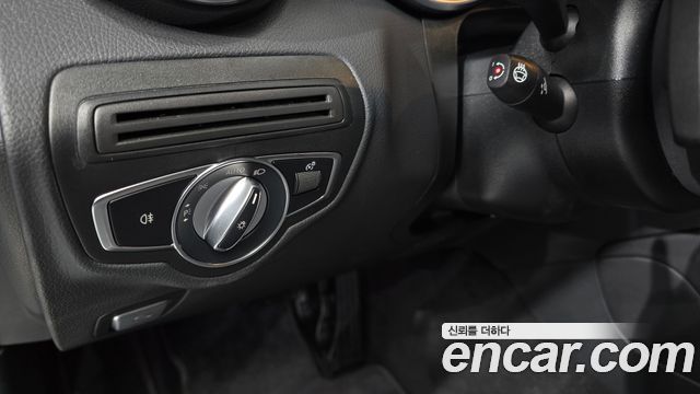 Mercedes-Benz GLC-Class (X253) GLC300e 4MATIC 2021 — фото 20