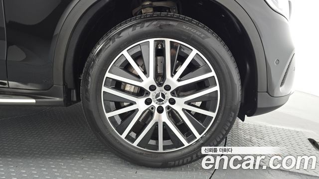 Mercedes-Benz GLC-Class (X253) GLC300e 4MATIC 2021 — фото 21