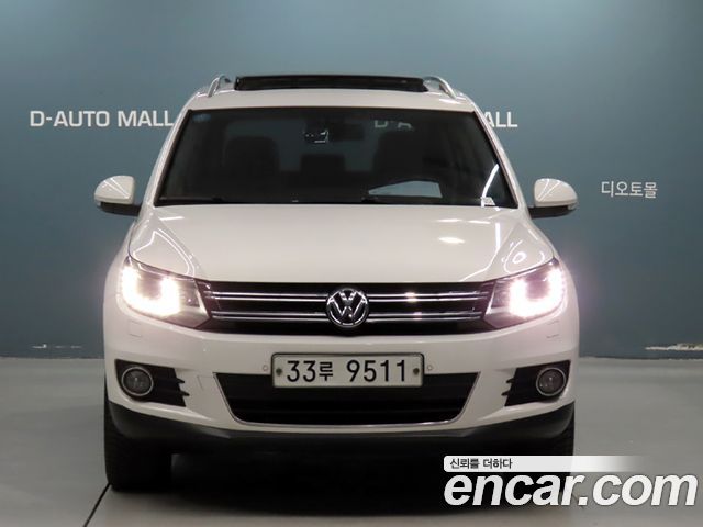 Volkswagen Tiguan 2.0 TDI  Premium 5N 2013 — фото 3