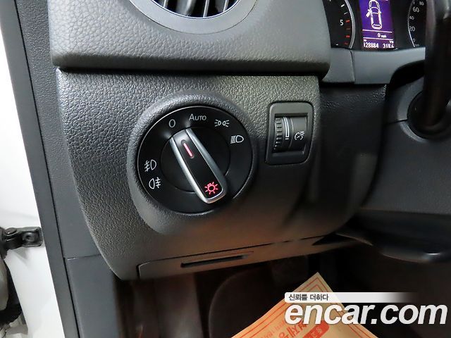Volkswagen Tiguan 2.0 TDI  Premium 5N 2013 — фото 19