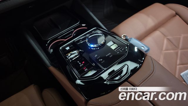 BMW 5 Series (G60) 530i xDrive M Sport Pro Special Edition 2025 — фото 9