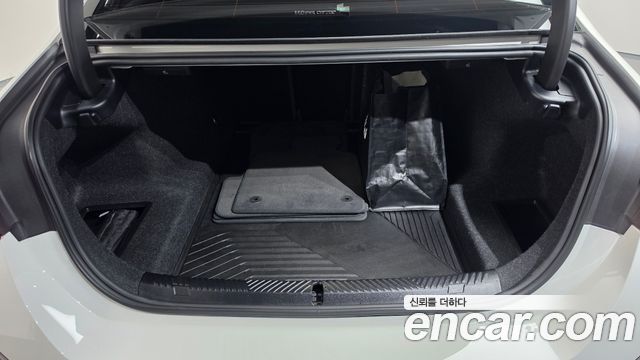 BMW 5 Series (G60) 530i xDrive M Sport Pro Special Edition 2025 — фото 22
