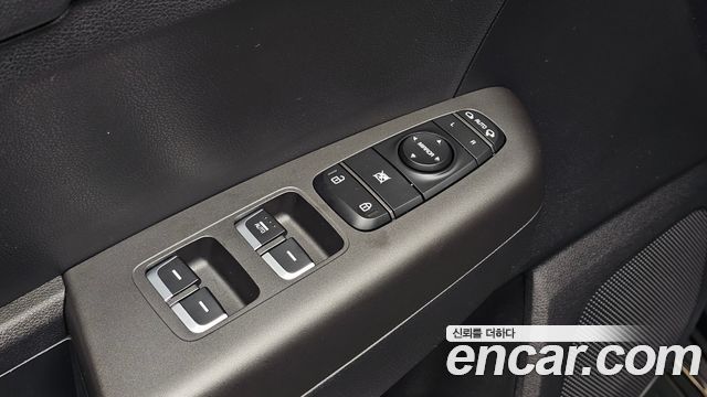 Kia Sportage The Bold Gasoline Prestige 2019 — фото 30