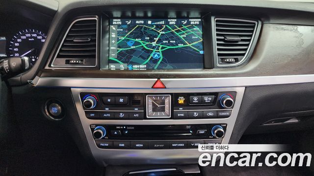 Genesis G80 3.3 GDI AWD Premium Luxury 2018 — фото 12