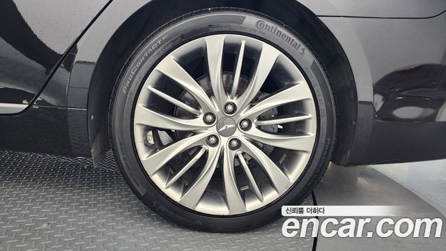 Genesis G80 3.3 GDI AWD Premium Luxury 2018 — фото 21
