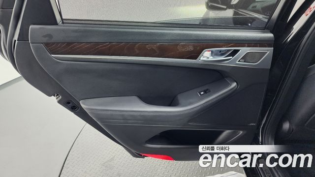Genesis G80 3.3 GDI AWD Premium Luxury 2018 — фото 25