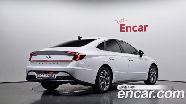 Hyundai Sonata (DN8) 2.0 Premium Family 2020 — фото 2