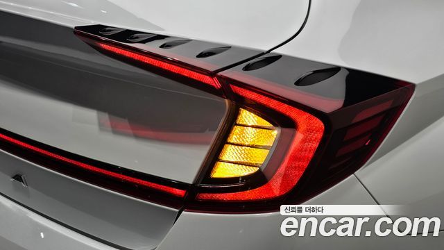 Hyundai Sonata (DN8) 2.0 Premium Family 2020 — фото 23