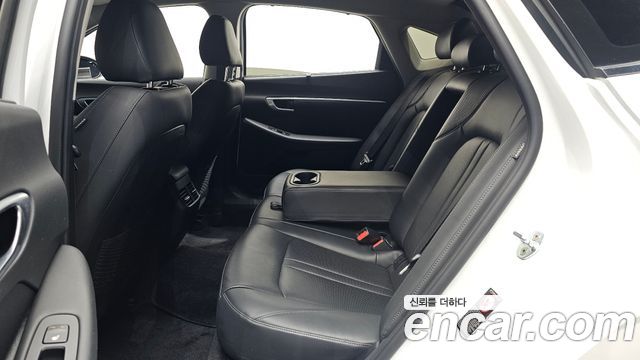 Hyundai Sonata (DN8) 2.0 Premium Family 2020 — фото 28