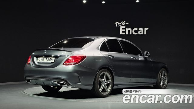 Mercedes-Benz C-Class (W205) C200 AMG Line 2017 — фото 2