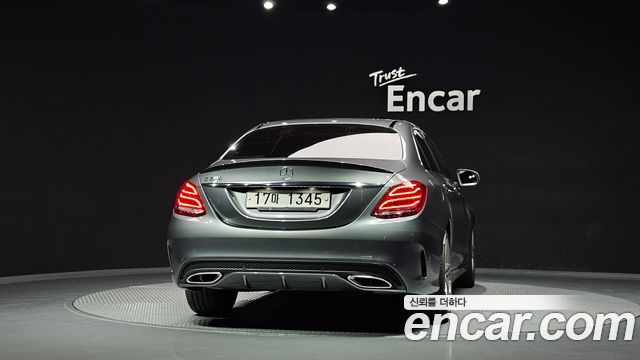 Mercedes-Benz C-Class (W205) C200 AMG Line 2017 — фото 4