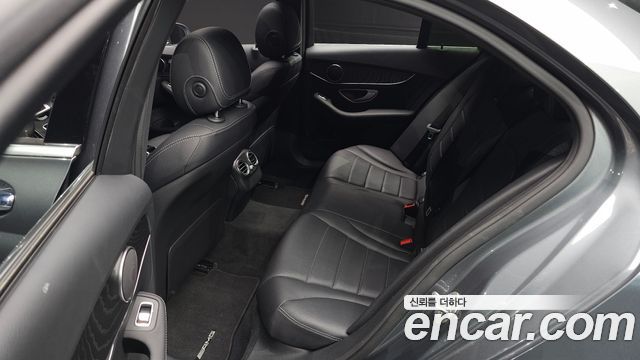 Mercedes-Benz C-Class (W205) C200 AMG Line 2017 — фото 11