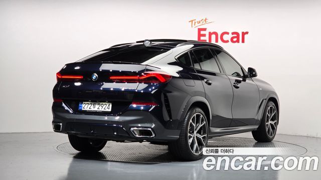 BMW X6 (G06) xDrive40i M Sport 2023 — фото 2