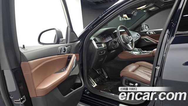 BMW X6 (G06) xDrive40i M Sport 2023 — фото 10