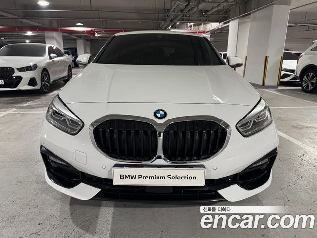 BMW 1 Series (F40) 120i Sports 2024 — фото 3