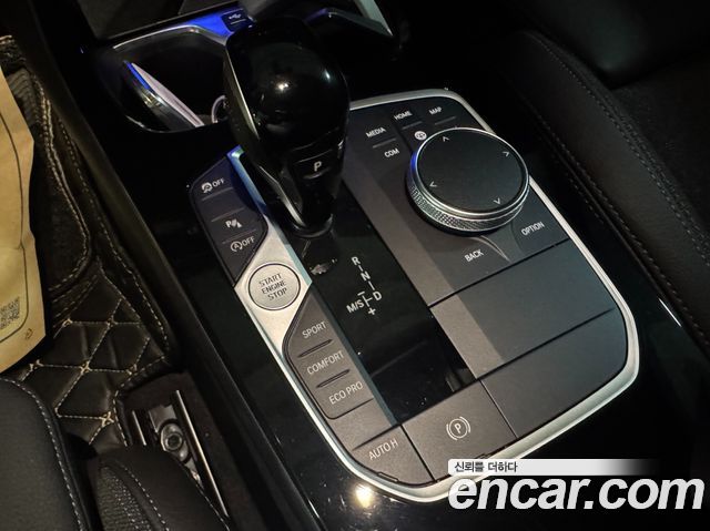 BMW 1 Series (F40) 120i Sports 2024 — фото 9
