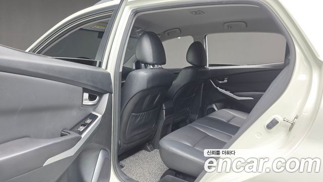 KG Mobility (SsangYong) Style Korando C 2.2 Extreme 2WD 2017 — фото 17