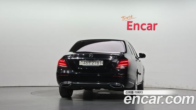 Mercedes-Benz E-Class (W213) E220d Exclusive 2019 — фото 4