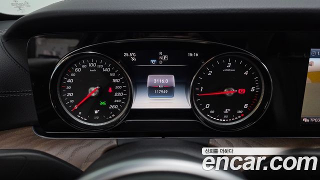 Mercedes-Benz E-Class (W213) E220d Exclusive 2019 — фото 8