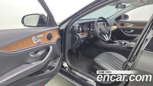 Mercedes-Benz E-Class (W213) E220d Exclusive 2019 — фото 10