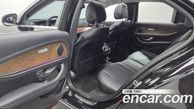 Mercedes-Benz E-Class (W213) E220d Exclusive 2019 — фото 12