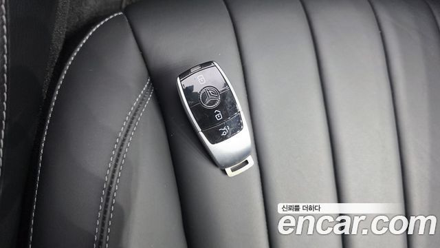 Mercedes-Benz E-Class (W213) E220d Exclusive 2019 — фото 17