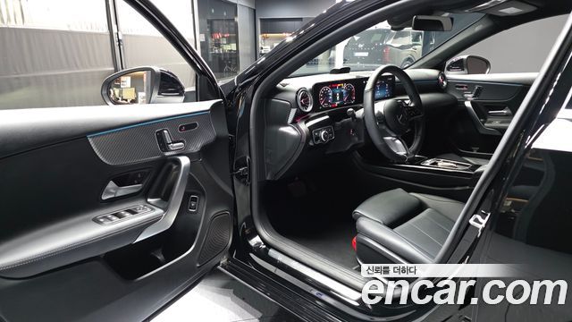 Mercedes-Benz A-Class (W177) A220 Sedan 2025 — фото 10