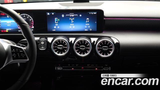 Mercedes-Benz A-Class (W177) A220 Sedan 2025 — фото 14