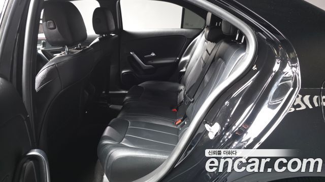 Mercedes-Benz A-Class (W177) A220 Sedan 2025 — фото 26