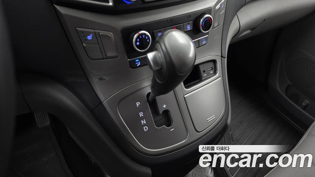Hyundai Grand Starex Freezer car 2019 — фото 9