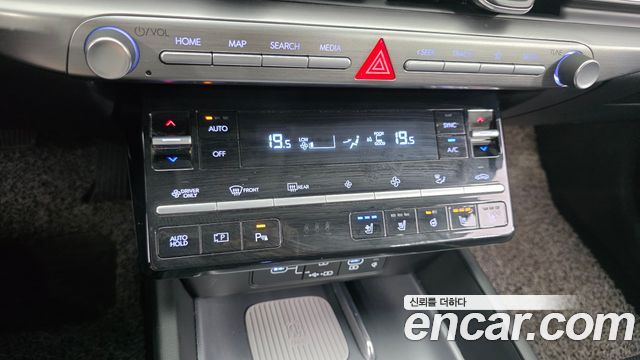 Hyundai Grandeur Hybrid (GN7) Exclusive 2023 — фото 17