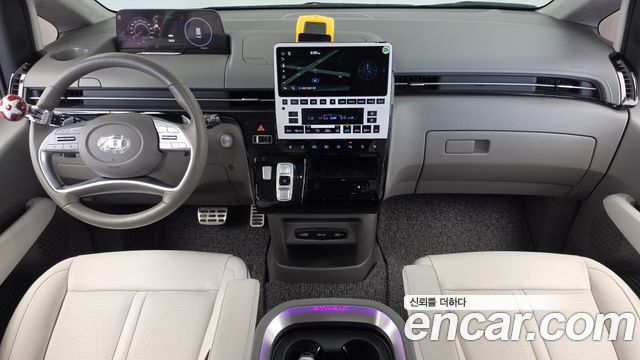 Hyundai Staria L3.5 Lounge 7-Seater Inspiration 2022 — фото 7