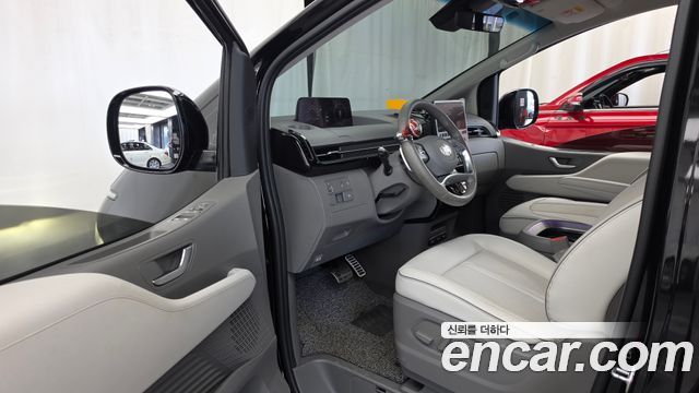 Hyundai Staria L3.5 Lounge 7-Seater Inspiration 2022 — фото 10