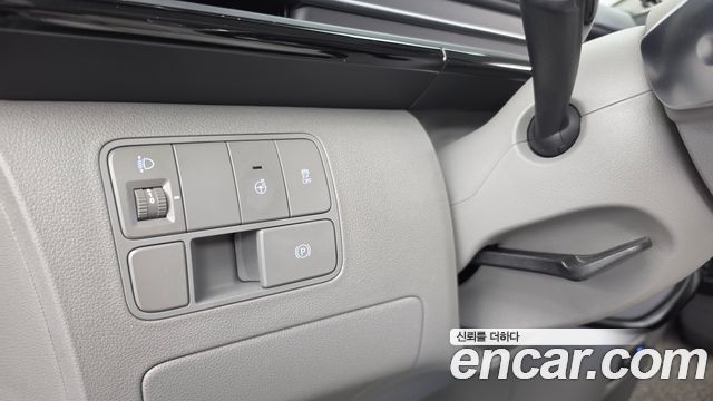 Hyundai Staria L3.5 Lounge 7-Seater Inspiration 2022 — фото 27