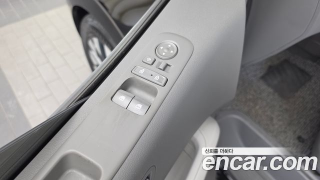 Hyundai Staria L3.5 Lounge 7-Seater Inspiration 2022 — фото 29