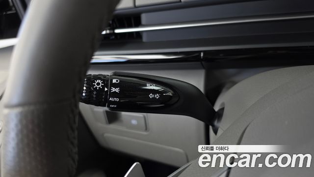 Hyundai Staria L3.5 Lounge 7-Seater Inspiration 2022 — фото 34