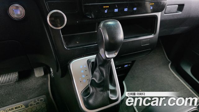 Hyundai Staria Cargo 3-Seater Modern 2022 — фото 9