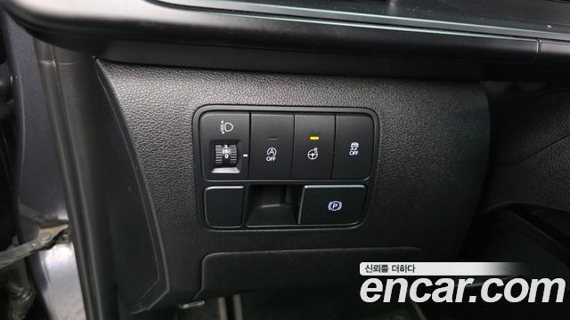 Hyundai Staria Cargo 3-Seater Modern 2022 — фото 18