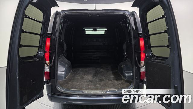 Hyundai Staria Cargo 3-Seater Modern 2022 — фото 20