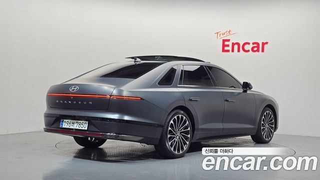Hyundai Grandeur Hybrid (GN7) Calligraphy 2023 — фото 2