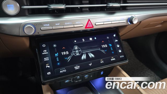 Hyundai Grandeur Hybrid (GN7) Calligraphy 2023 — фото 39