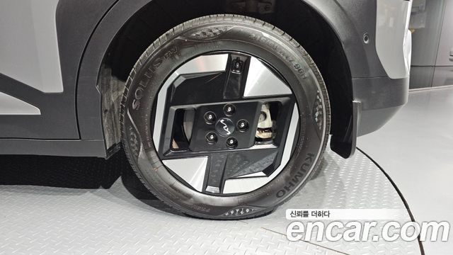 Kia EV3 Standard 2WD Air 2025 — фото 21