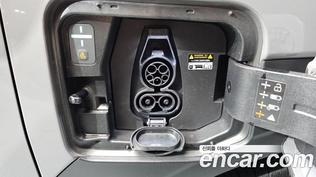 Kia EV3 Standard 2WD Air 2025 — фото 32