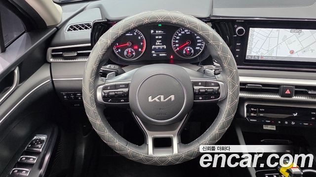 Kia K5 (III) 2.0 Prestige 2022 — фото 13
