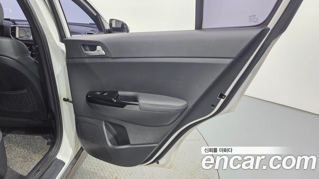 Kia Sportage The Bold Diesel 2.0 2WD Noblesse 2019 — фото 31